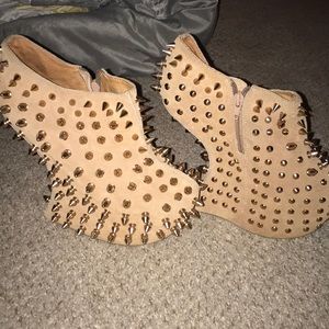 Jeffrey Campbell shadow studs! negotiate price 👍